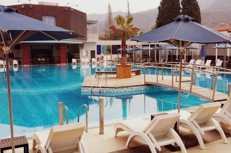 Elite City Resort