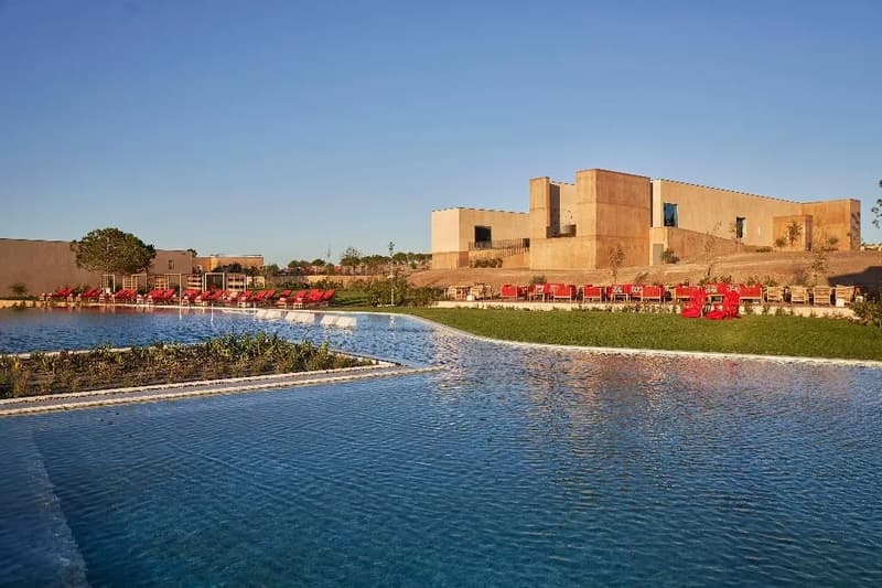 Praia do Canal Nature Resort