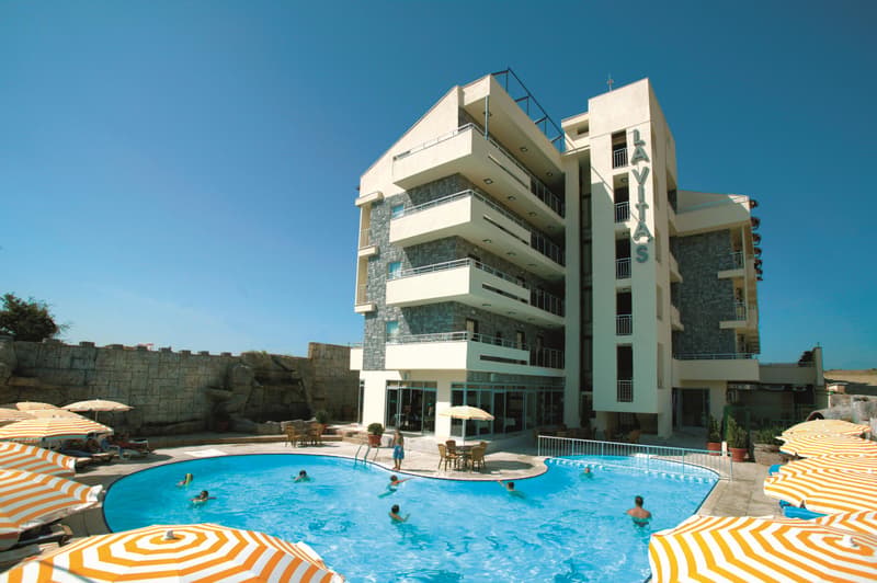 La Vita's Hotel