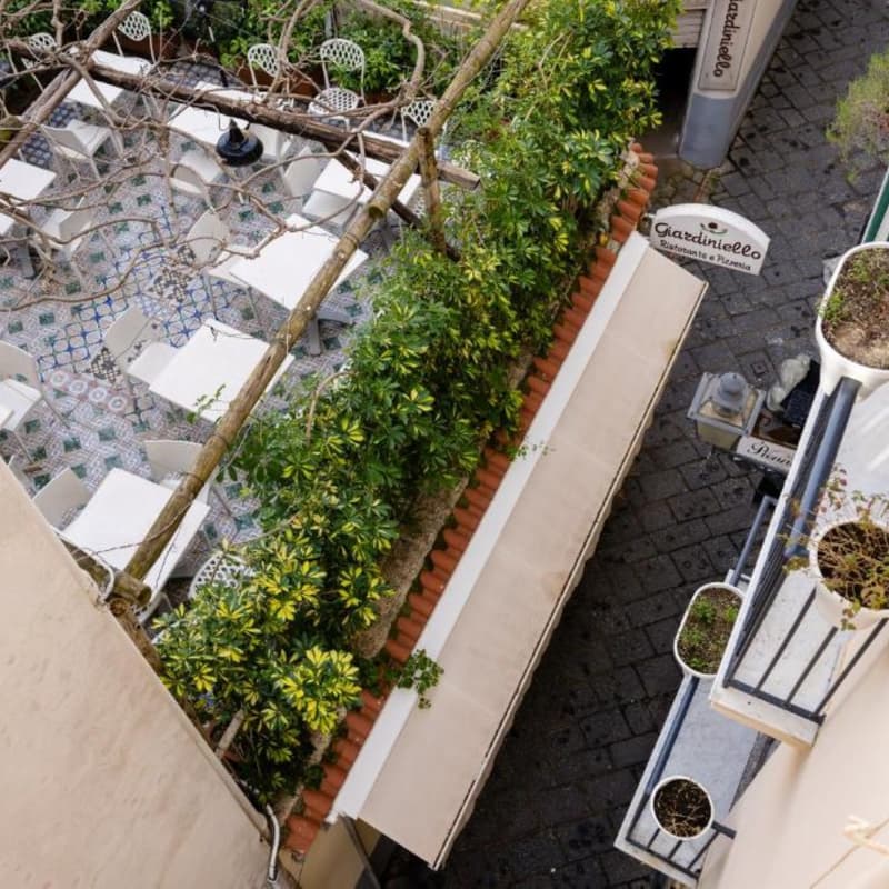 Palazzo Gargiulo Luxury Rooms and Suites