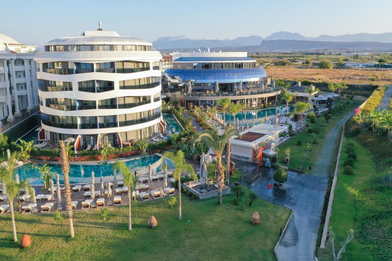 Liu Resorts