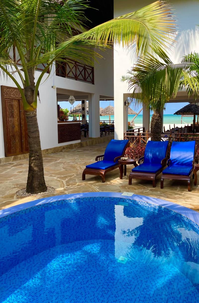 Karibu Beach Resort*****