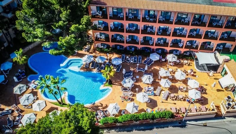 Valentin Somni Hotel & Suites