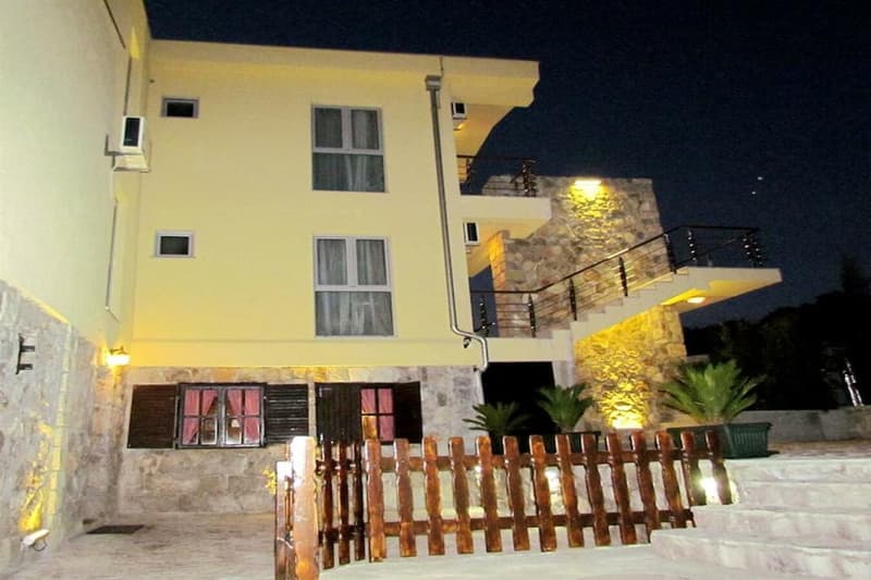 Hotel Crnogorska Kuca