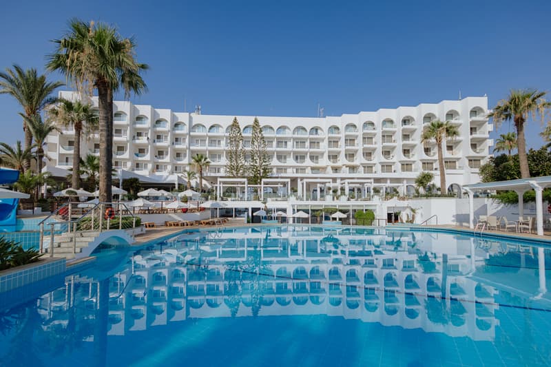 Golden Coast Beach Hotel