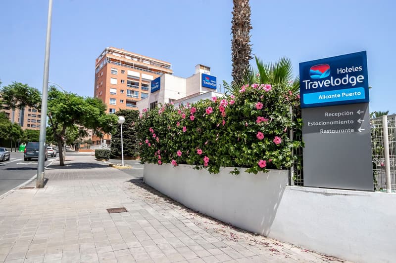 Travelodge Alicante Puerto