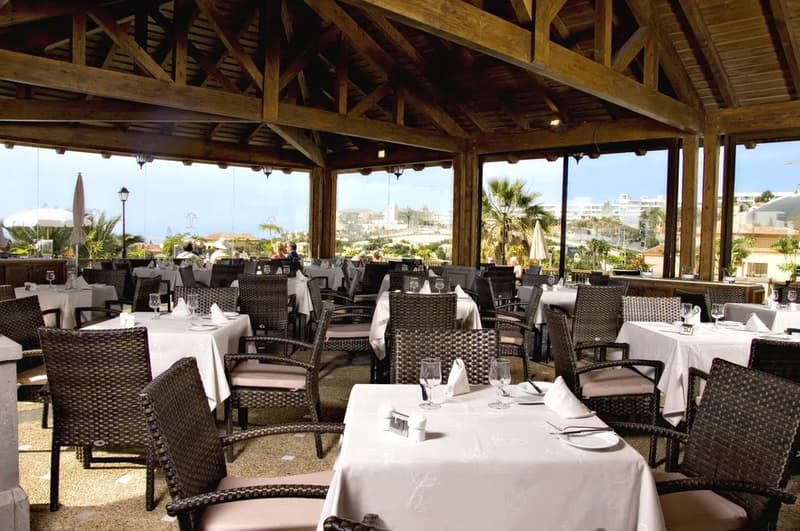 GF Gran Costa Adeje