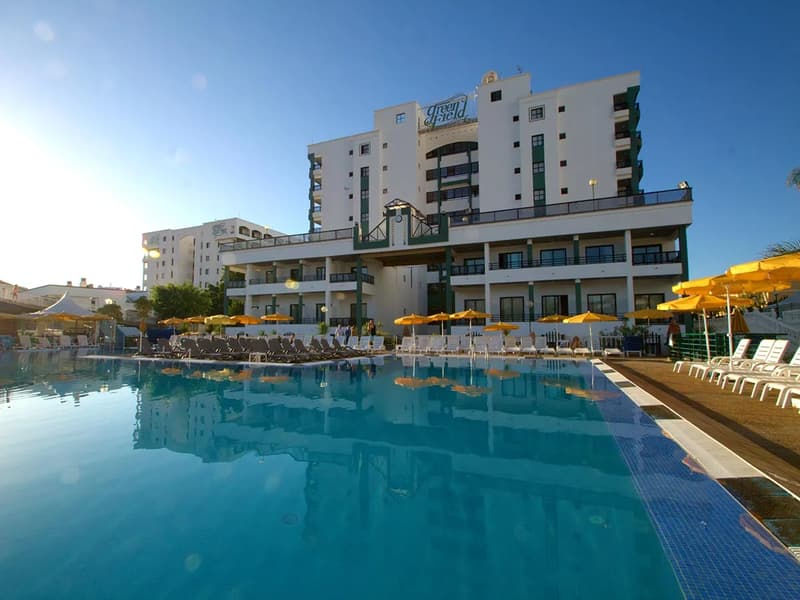Hotel Green Field