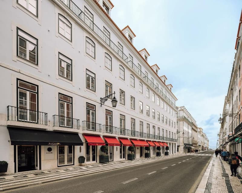 Mythic Sana Downtown Suites