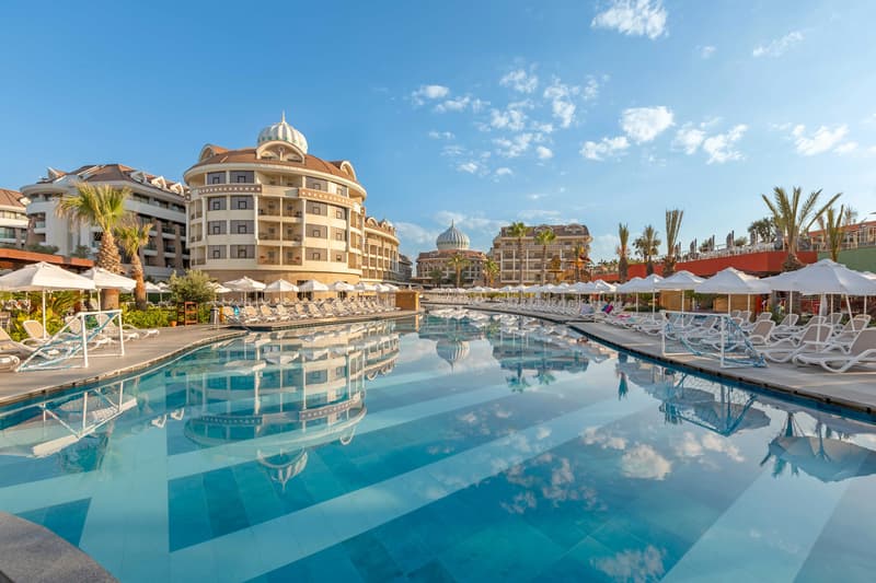 Kirman Belazur Resort & Spa