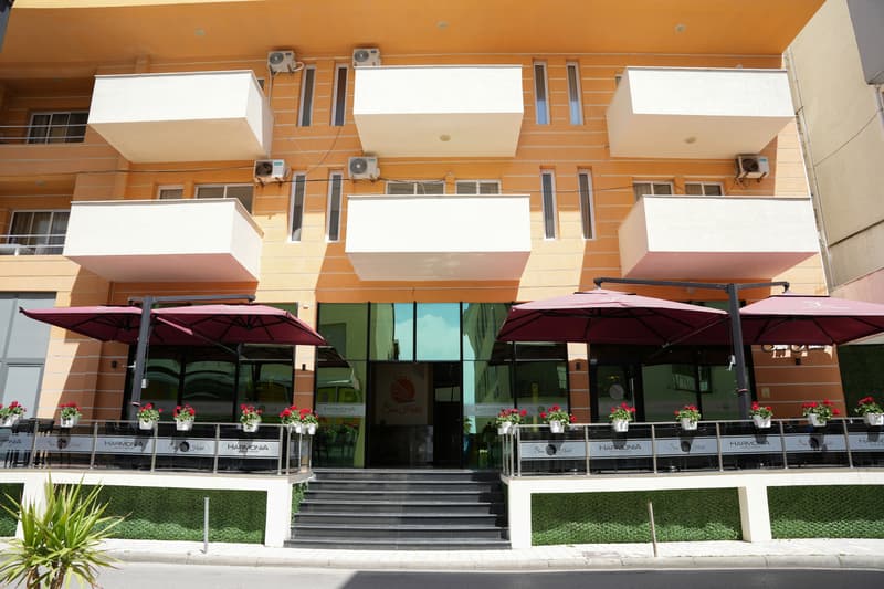 Sun Hotel
