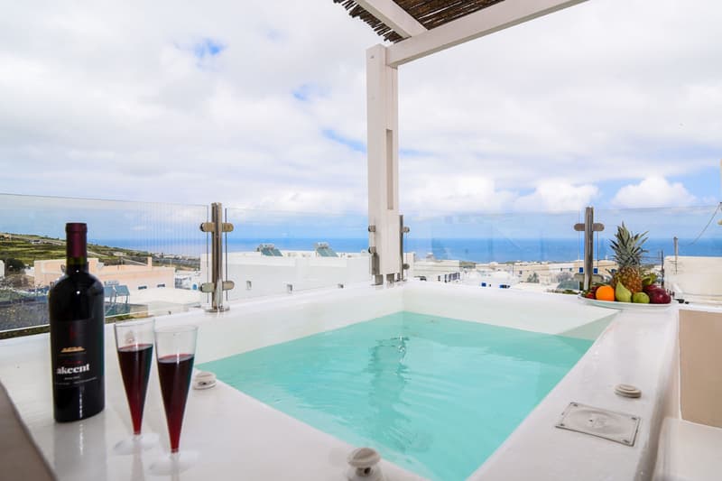 Santorini Suite Home