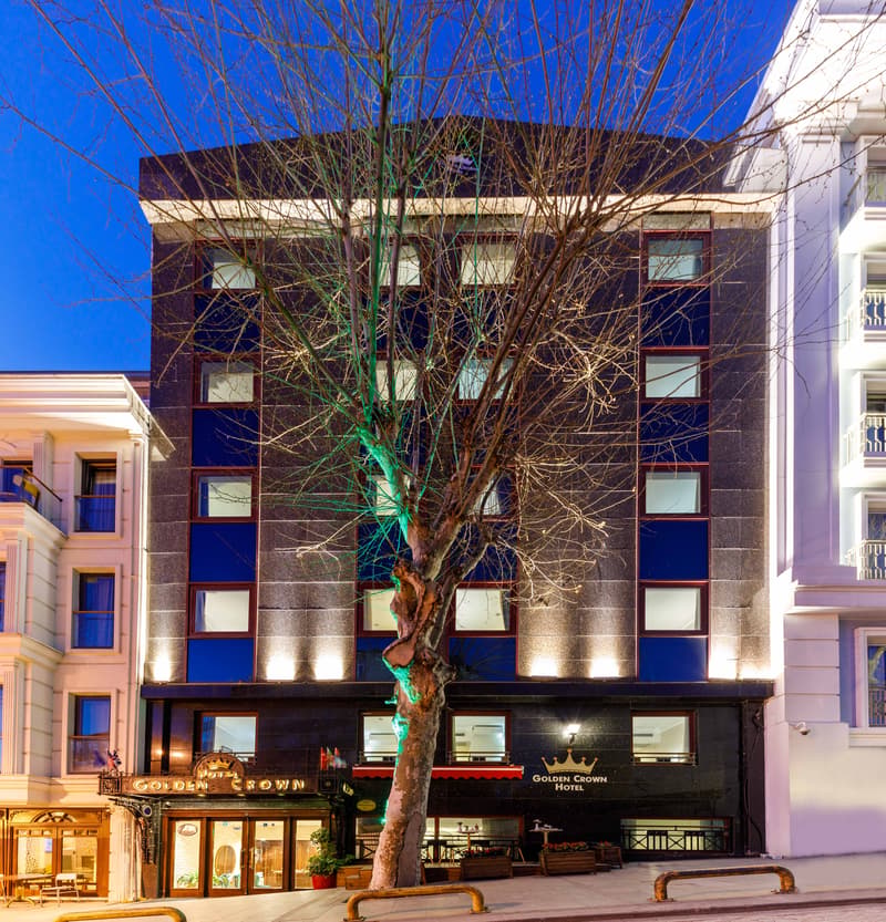 Golden Crown Hotel