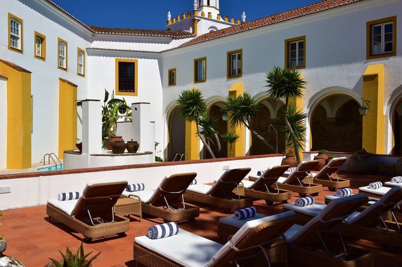 Pousada Convento De Evora - Historic Hotel