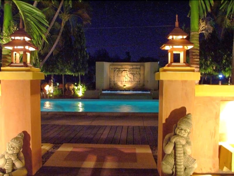 Safari Riviera Resort by ZUZU