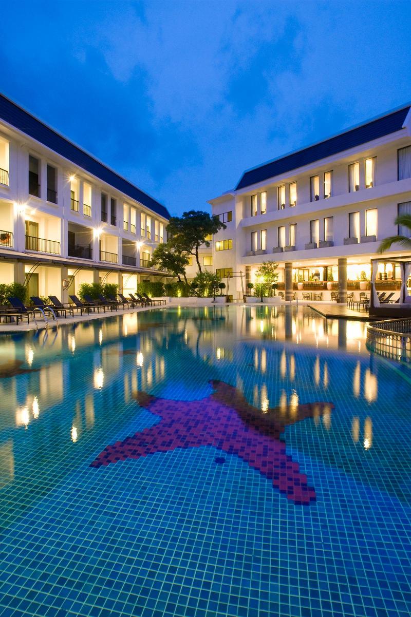 Hotel Sawaddi Patong Resort & Spa