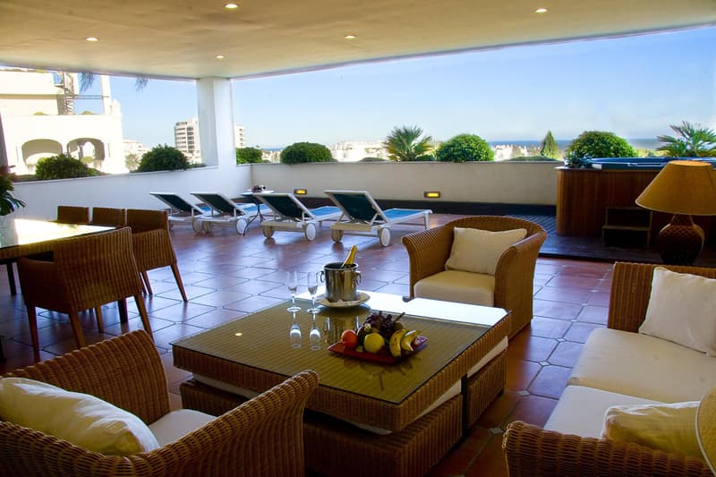 Guadalpin Suites