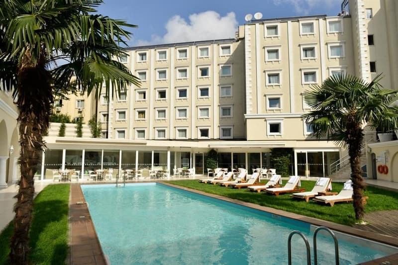 Hotel Holiday Inn Istanbul City