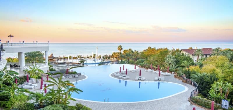 Starlight Resort & Convention Center