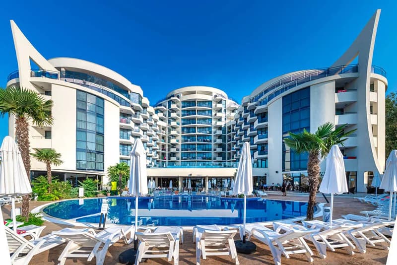 Zenith Hotel