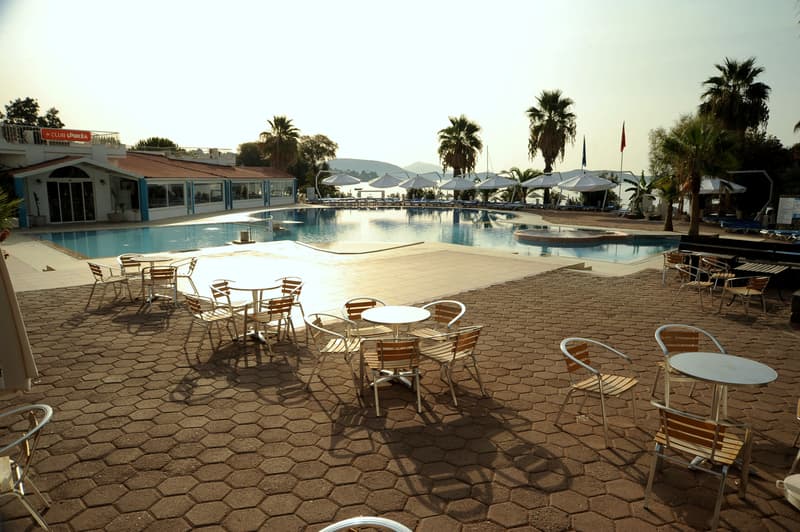 Club Muskebi Hotel