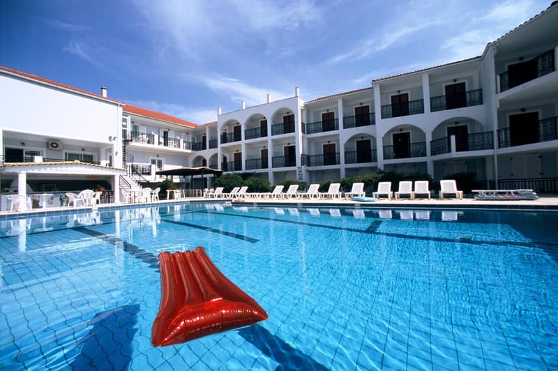 Eleana Hotel