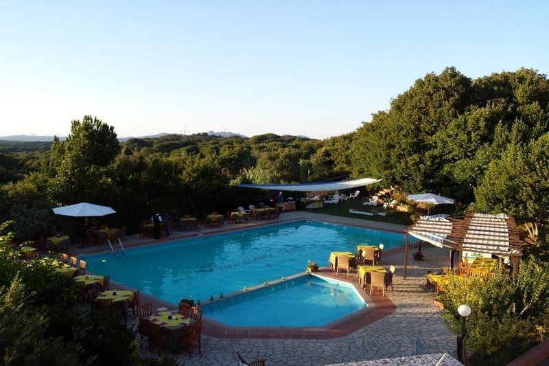 Pausania Inn