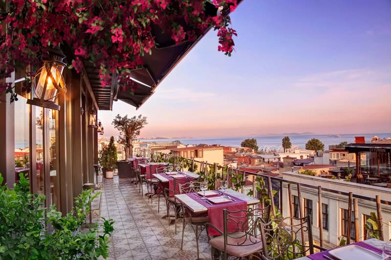 Skalion Hotel