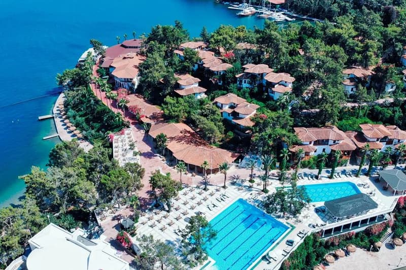 Club & Hotel Letoonia