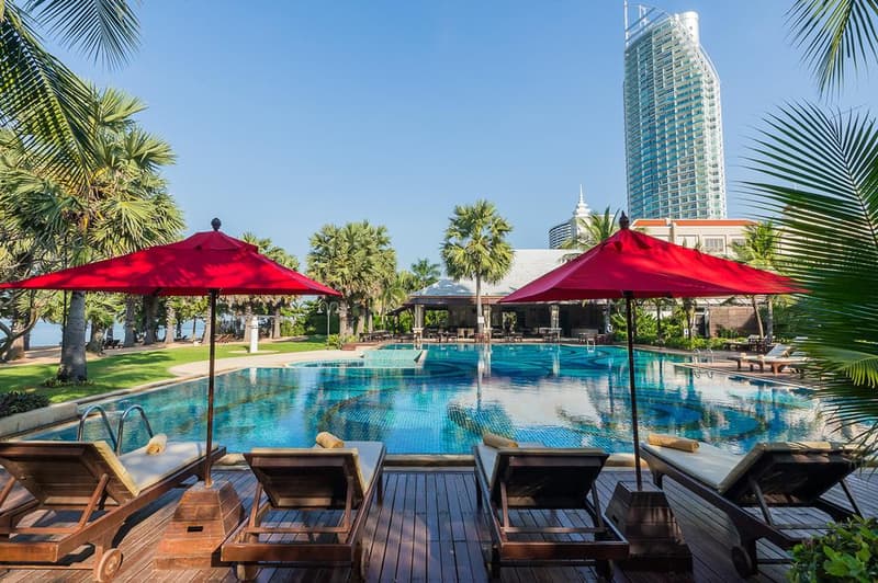 Ravindra Beach Resort & Spa