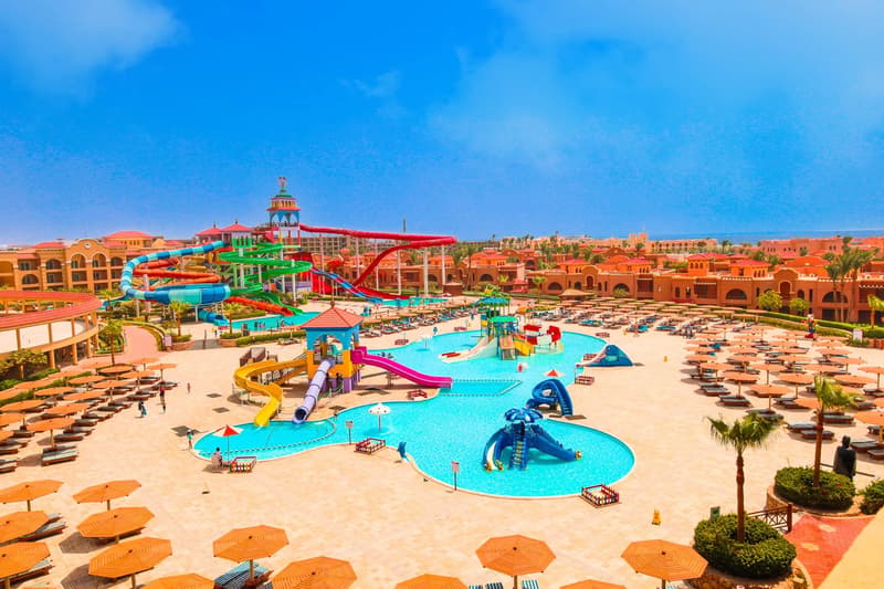 Charmillion Gardens Aqua Park Resort