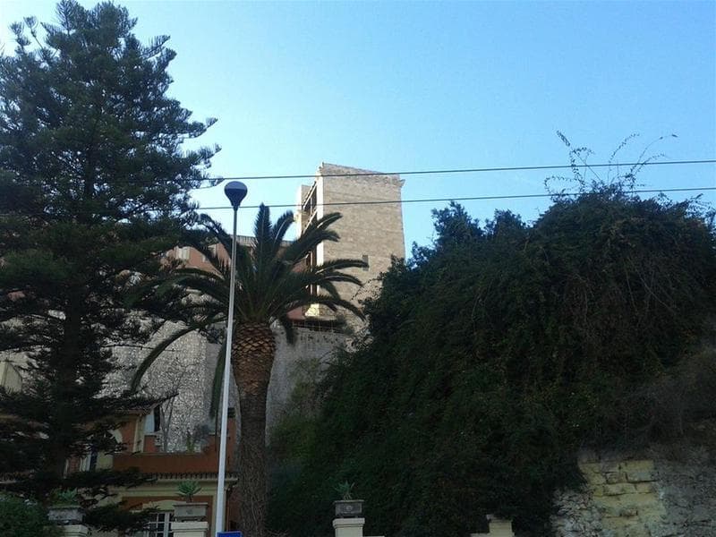 Due Colonne