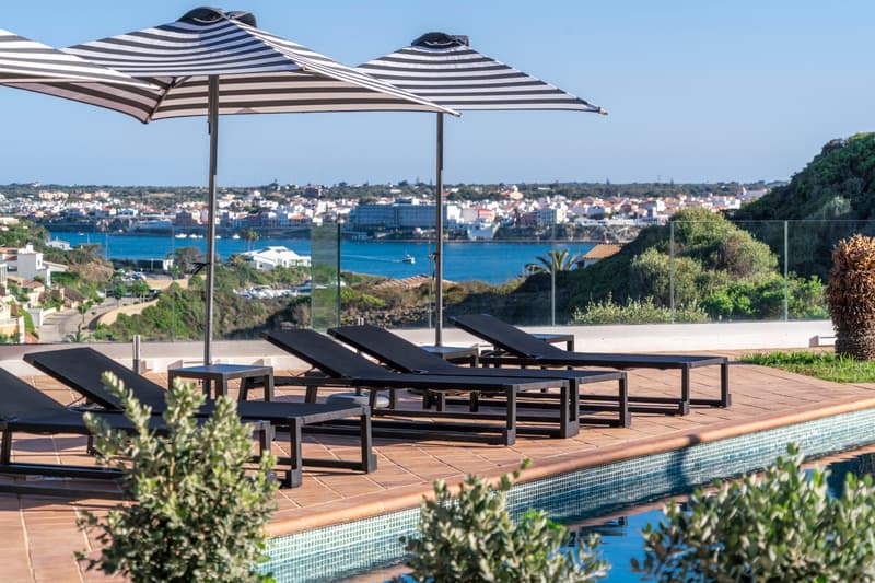 Cala Llonga Hotel Menorca