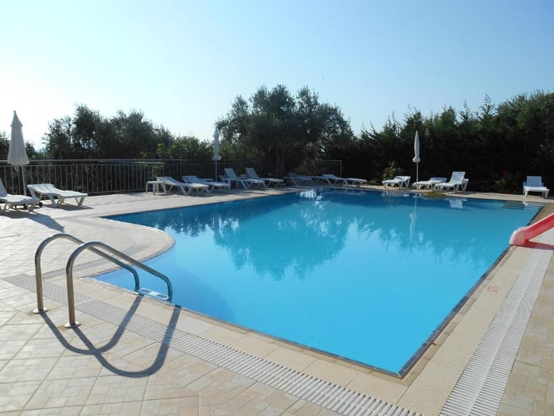 Anatoli Labreon Guesthouse Apartments