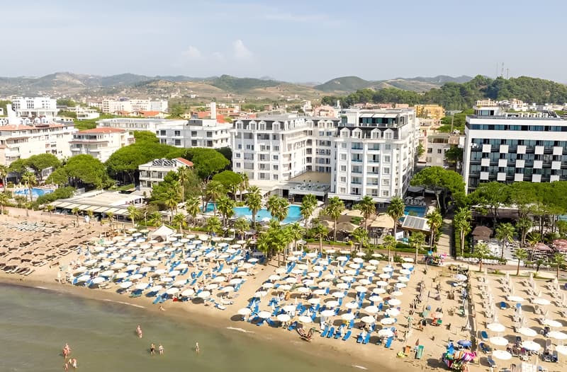 Fafa Premium Resort