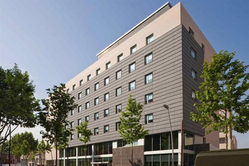 ibis Barcelona Pza Glories 22