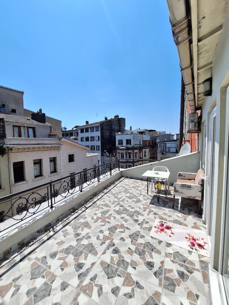 New Pera Hotel