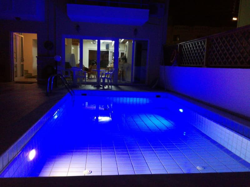 Olympic Star Apts