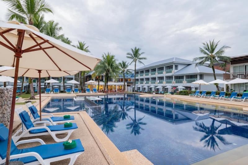 The Briza Beach Resort Khaolak