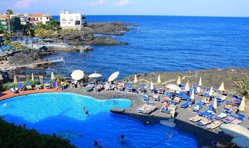 Arathena Rocks Hotel