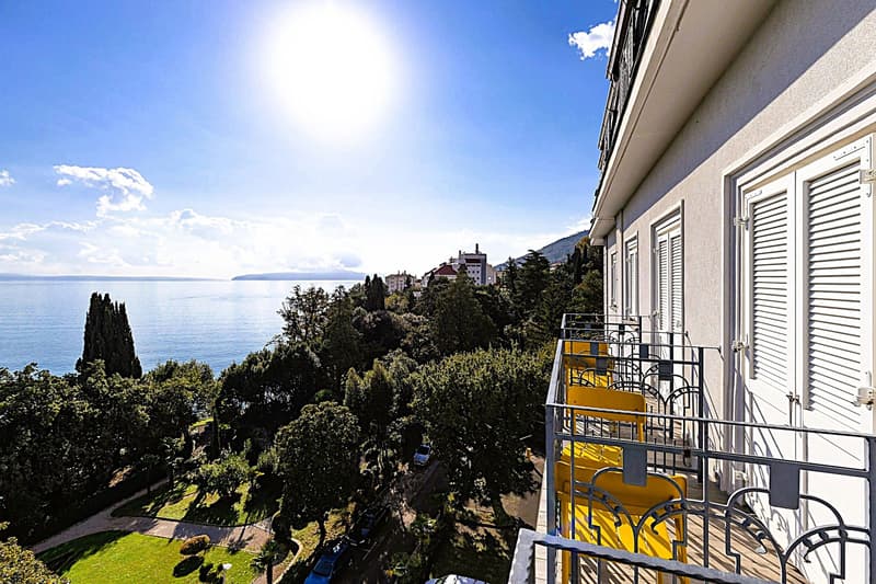 Beach Hostel Link