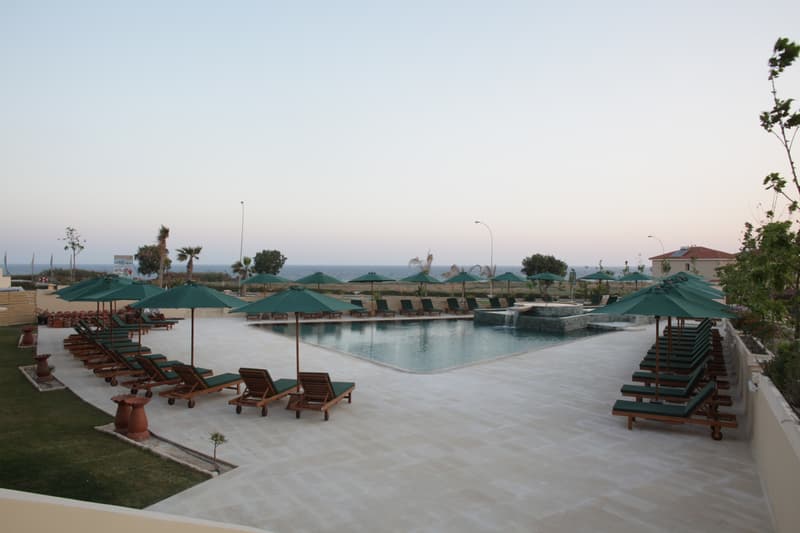 E Hotel Spa and Resort