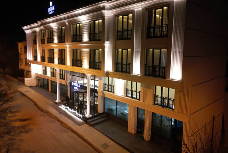 Trademark Collection By Wyndham Operla Airport Hotels