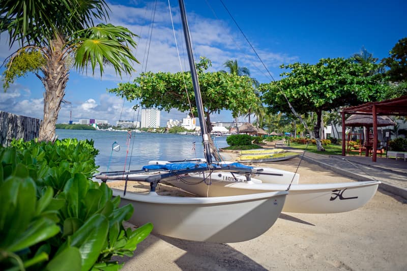 Sunset Marina Resort & Yacht Club