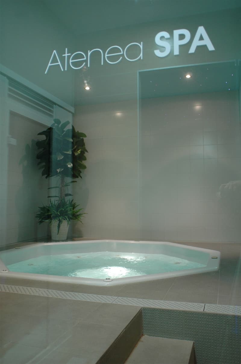 Aparthotel Atenea Valles
