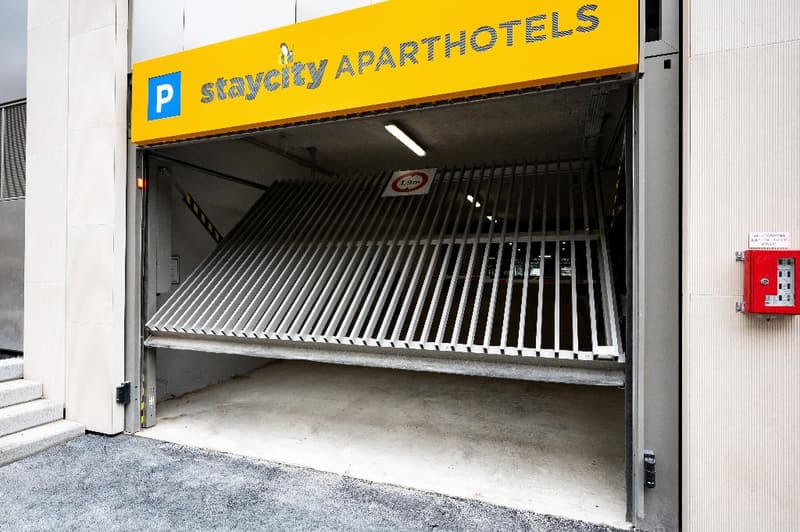 Staycity Aparthotels Paris La Defense