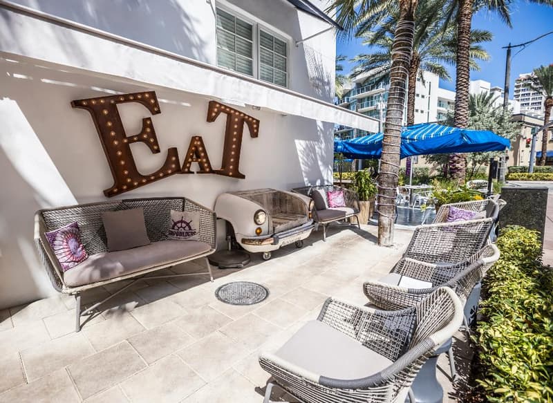 Oceanside Hotel